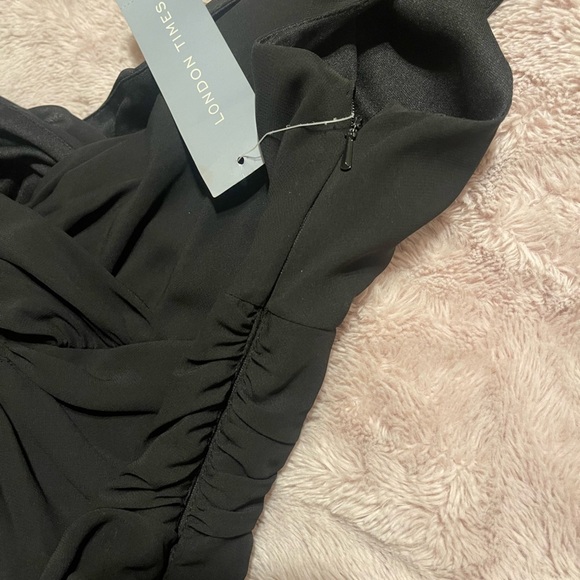 London Times Black Sheer Formal Dress size 6 - Picture 6 of 9